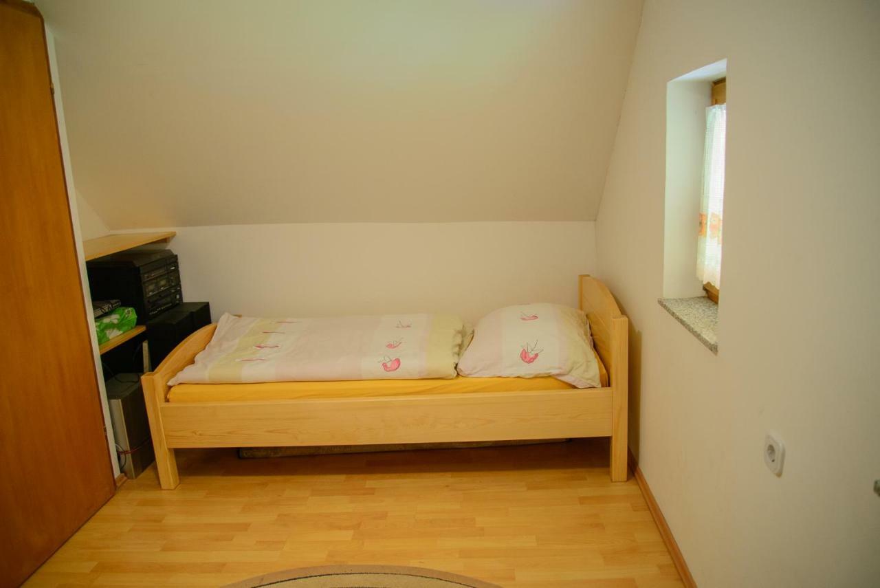 Holiday Home Dobrotin Vojnik Екстер'єр фото